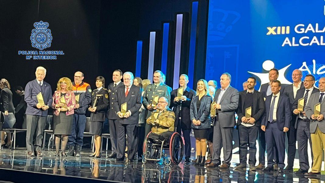 La Policía Nacional premiada en la XIII Gala del Deporte Alcalareño por