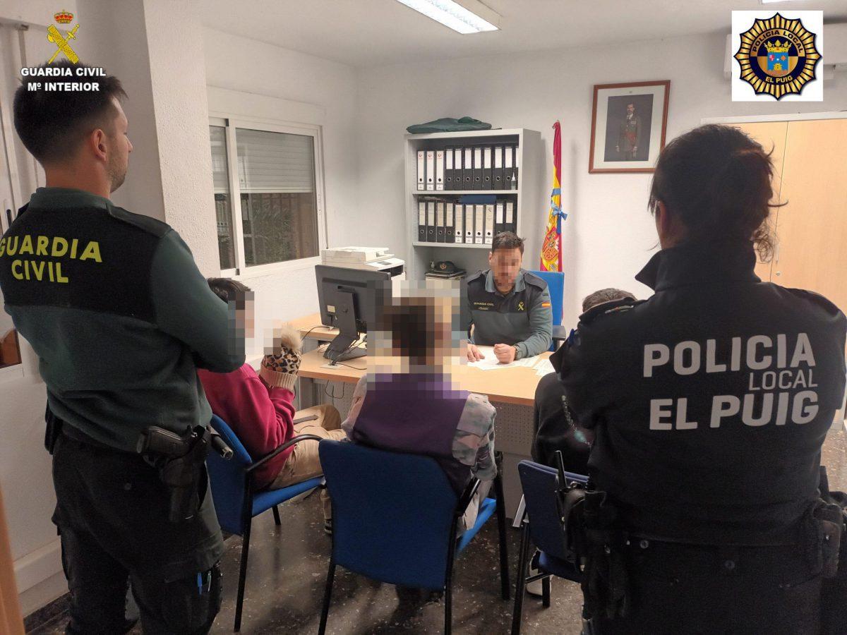 Detenidos tres jóvenes por falsificar recetas médicas en de El Puig de Santa  María (Valencia) - h50